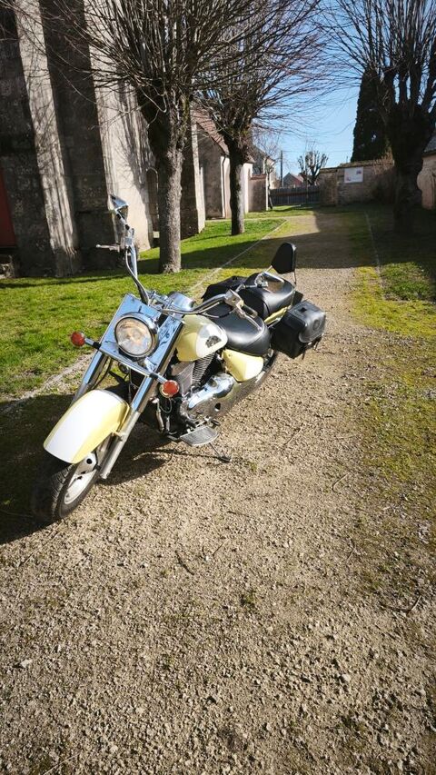 Moto SUZUKI 2000 occasion Courcelles 45300