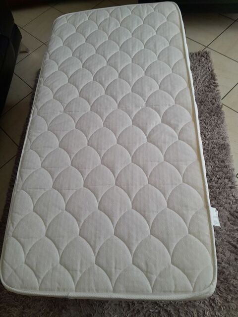 Matelas enfant AUBERT 25 Compigne (60)