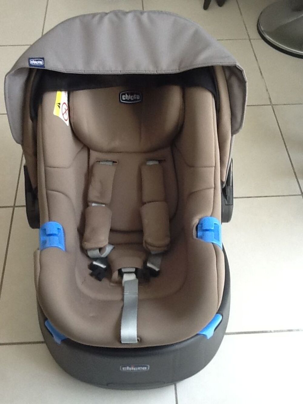 Trio Love de Chicco couleur taupe. Puériculture
