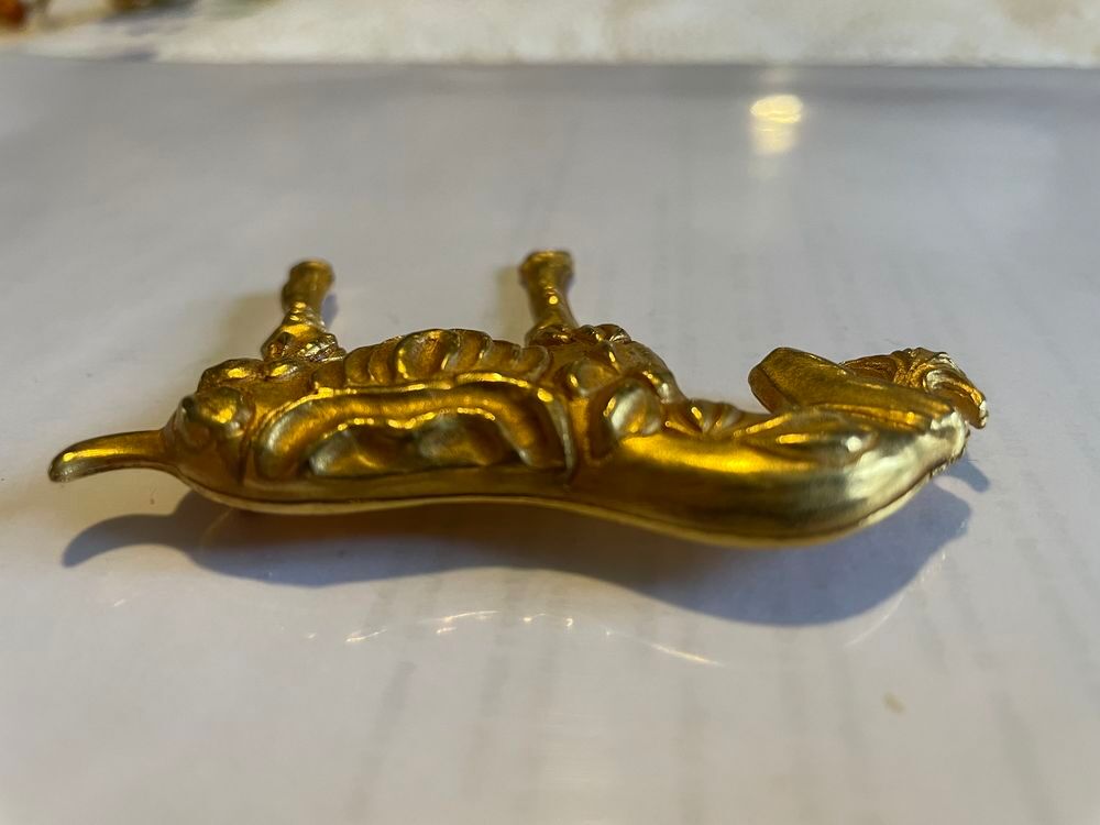 broche dor&eacute;e Cheval E.Ungaro Paris Bijoux et montres