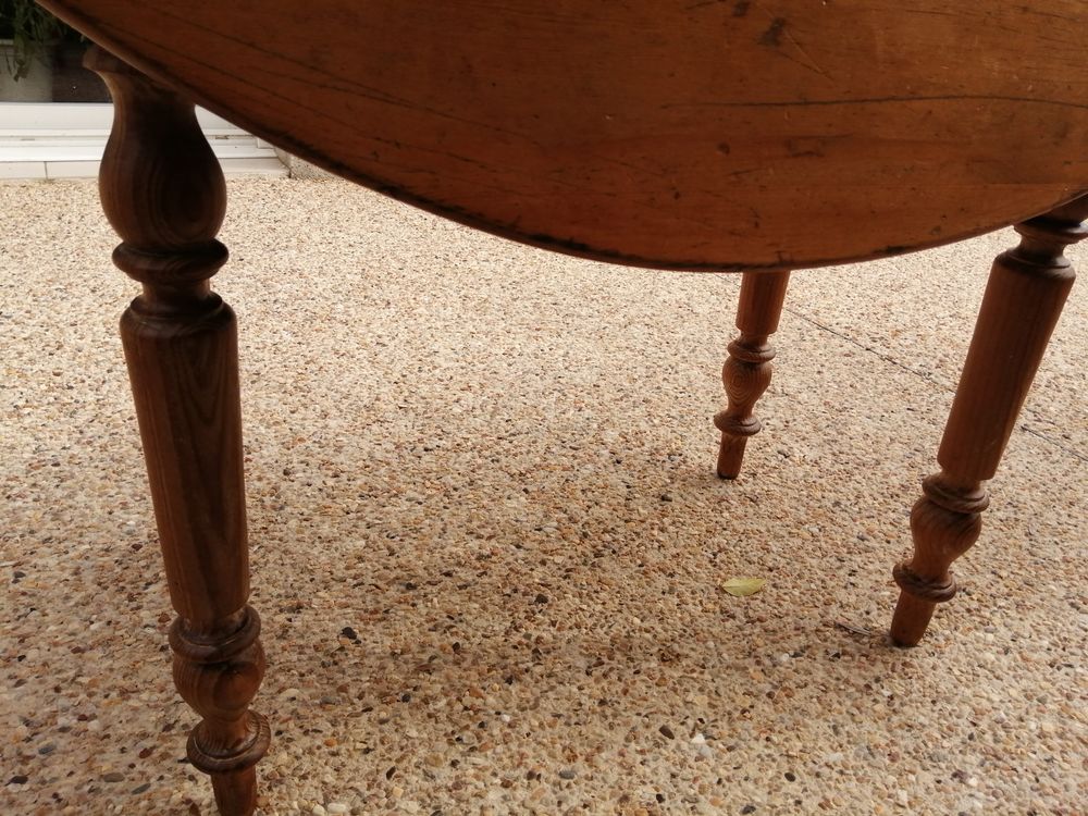Table ovale en bois ancienne transformable Meubles