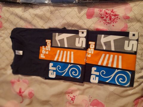 deux tea-shirt
*Neufs 6 Saint-Hilaire-de-Brethmas (30)