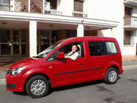   Handicapé cherche aide accompagnante pour sorties et voyages 