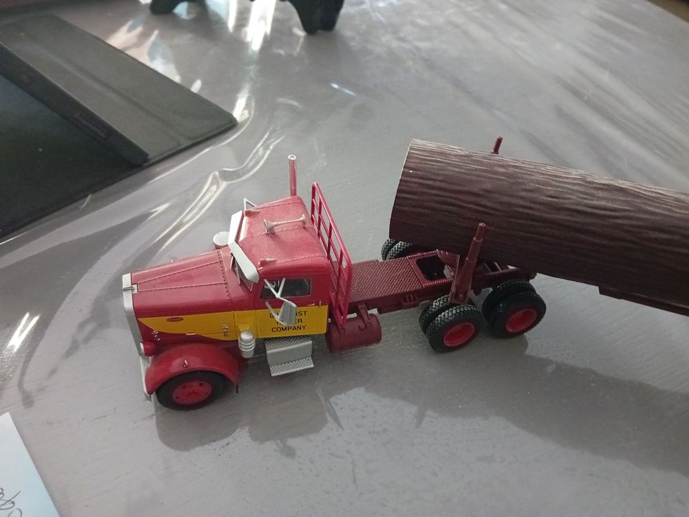 Lots de camions am&eacute;ricains Jeux / jouets