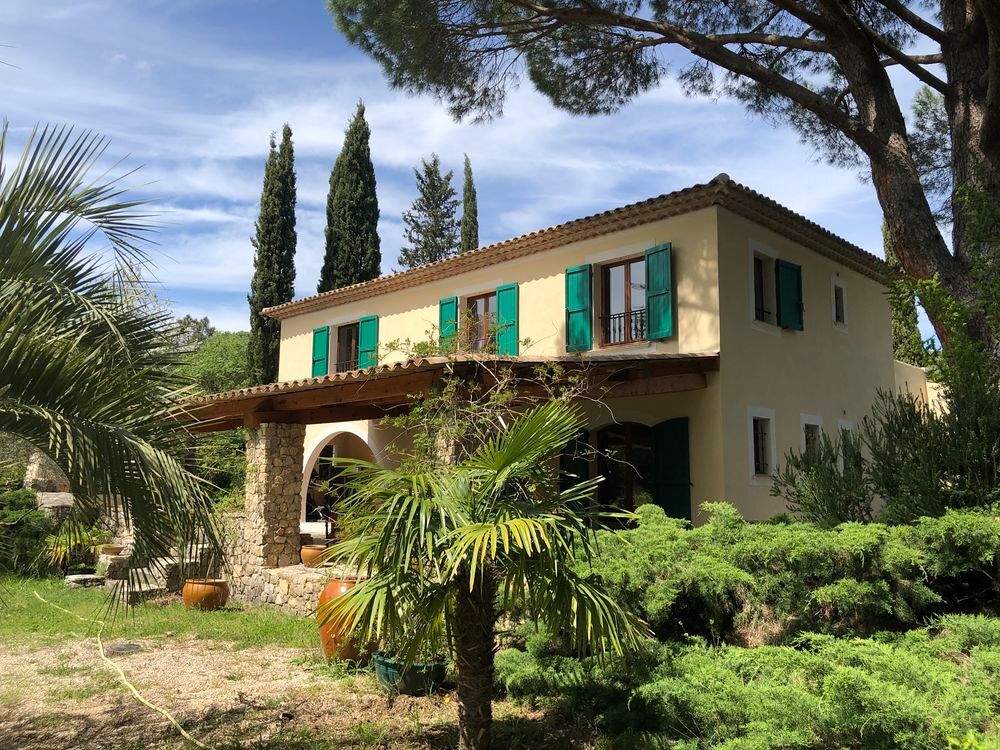 Vente Villa Spacieuse et lumineuse bastide provençale de 185 m2 Bagnols-en-forêt
