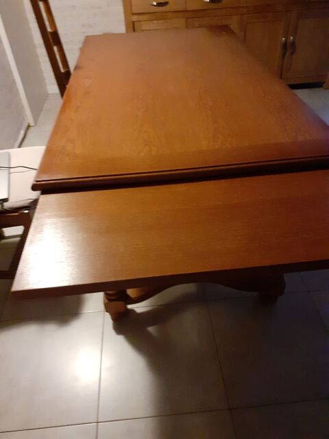 Table salle � manger + 4 chaises  0 Dole (39)