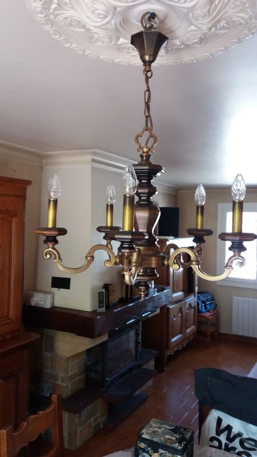 Lustre vieux bronze et bois Décoration