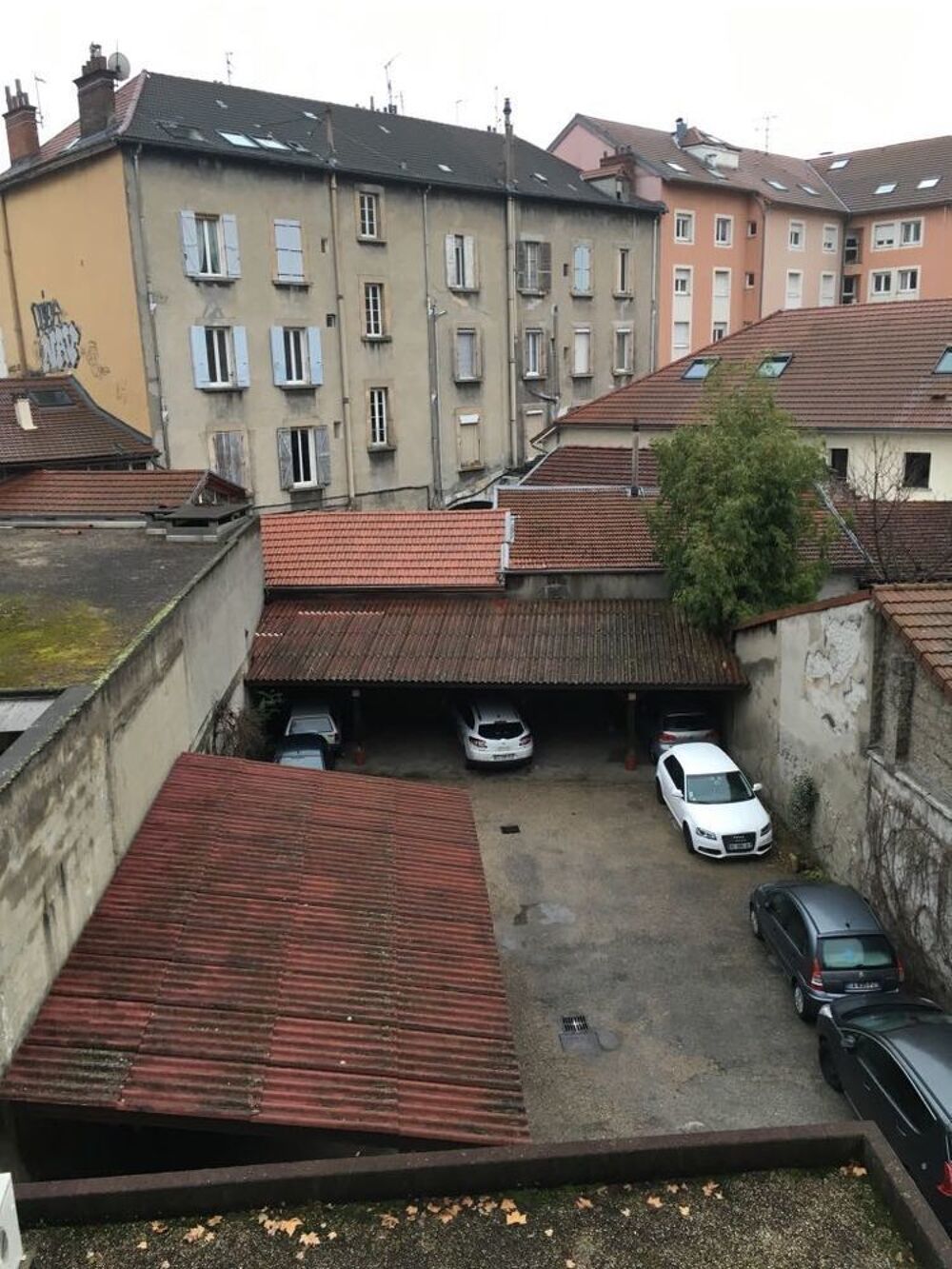 Vente Appartement T2 rénové avec balcon et place de parking Grenoble