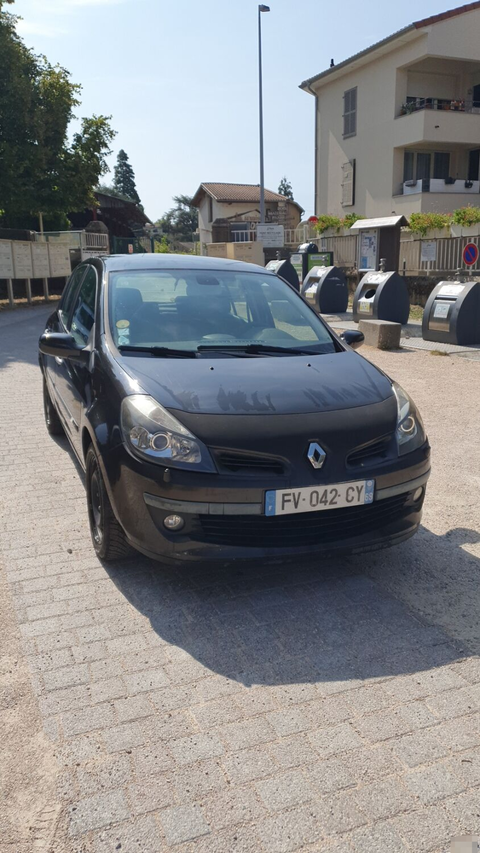 Renault Clio III Clio 1.5 dCi 85 Confort Pack Clim Expression 2006 occasion Mornant 69440