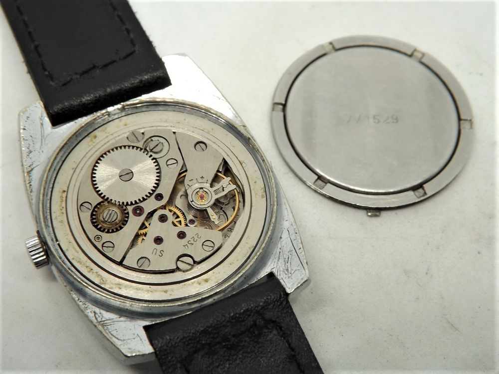 Belle montre russe Vostok Komandirskie Zakaz 2234 1960s Bijoux et montres