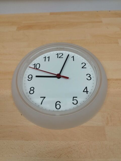 Horloge murale   quartz Ikea diamtre 24,5 cm 5 Villiers-sur-Marne (94)