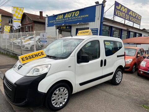 Peugeot bipper tepee a saisir  1.4i essence 122.800kms 5 plac