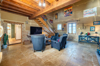  Ferme � vendre 7 pi�ces 327 m� 