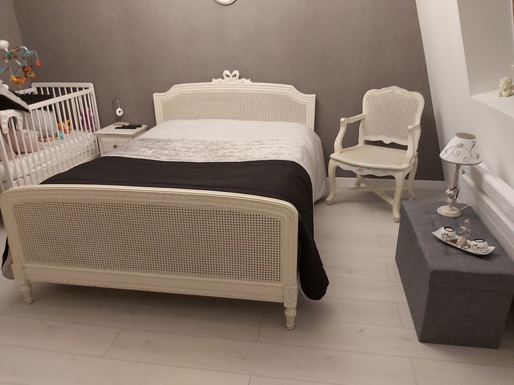 Lit + fauteuil Meubles