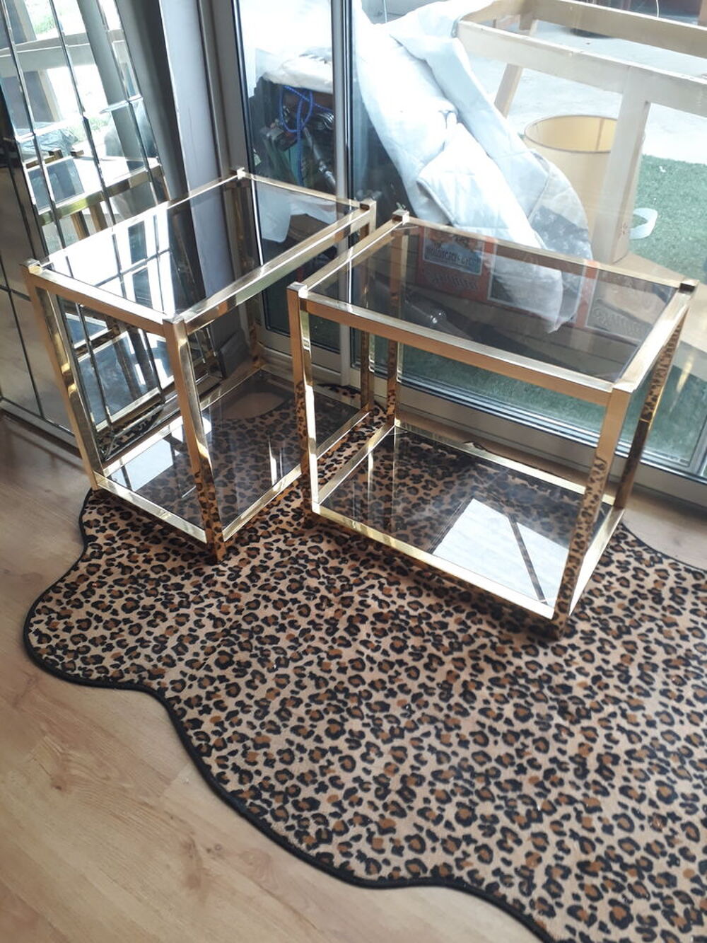 table verre fume et or, bout canape 70s Meubles
