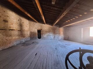  Remise / Grange � vendre 8 pi�ces 240 m�