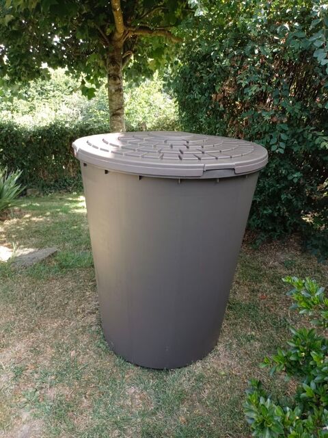 Récupérateur Eau de Pluie entièrement NEUF 35 La Flocellière (85)