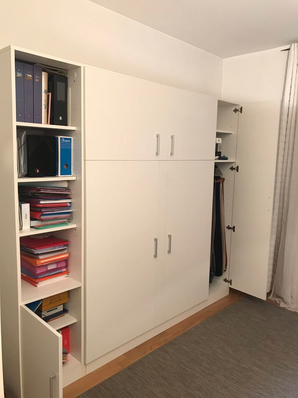 Lit armoire pour transformer chambre peu utilis&eacute;e en bureau Meubles