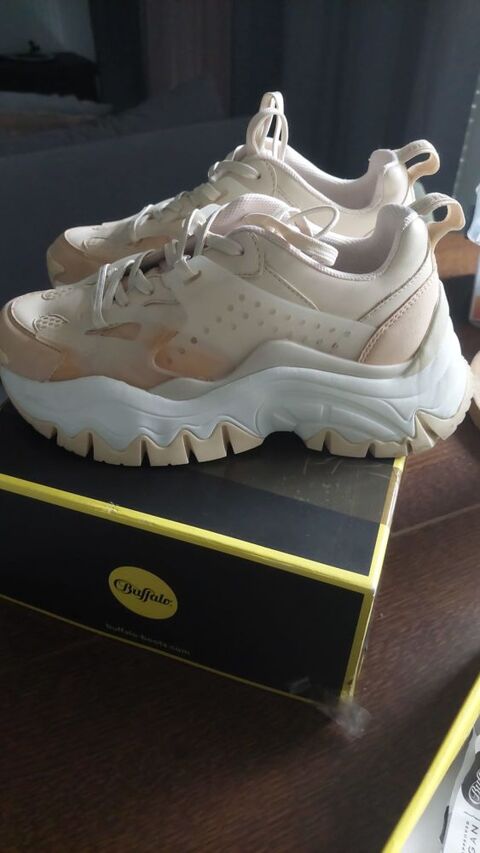 Baskets femme pointure 38 50 Grisolles (82)