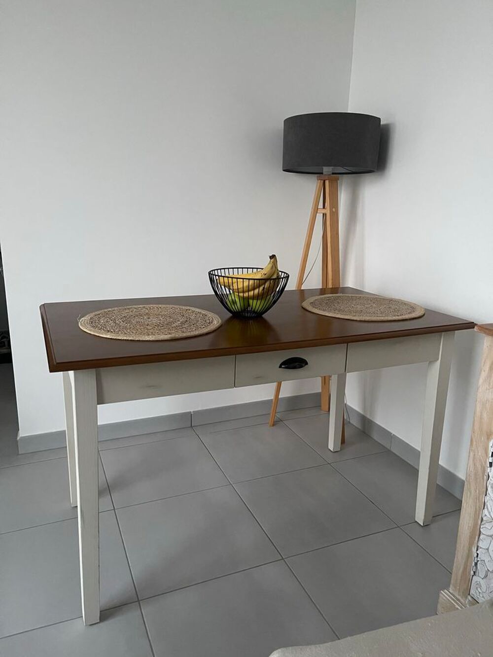 Table blanche et bois Meubles