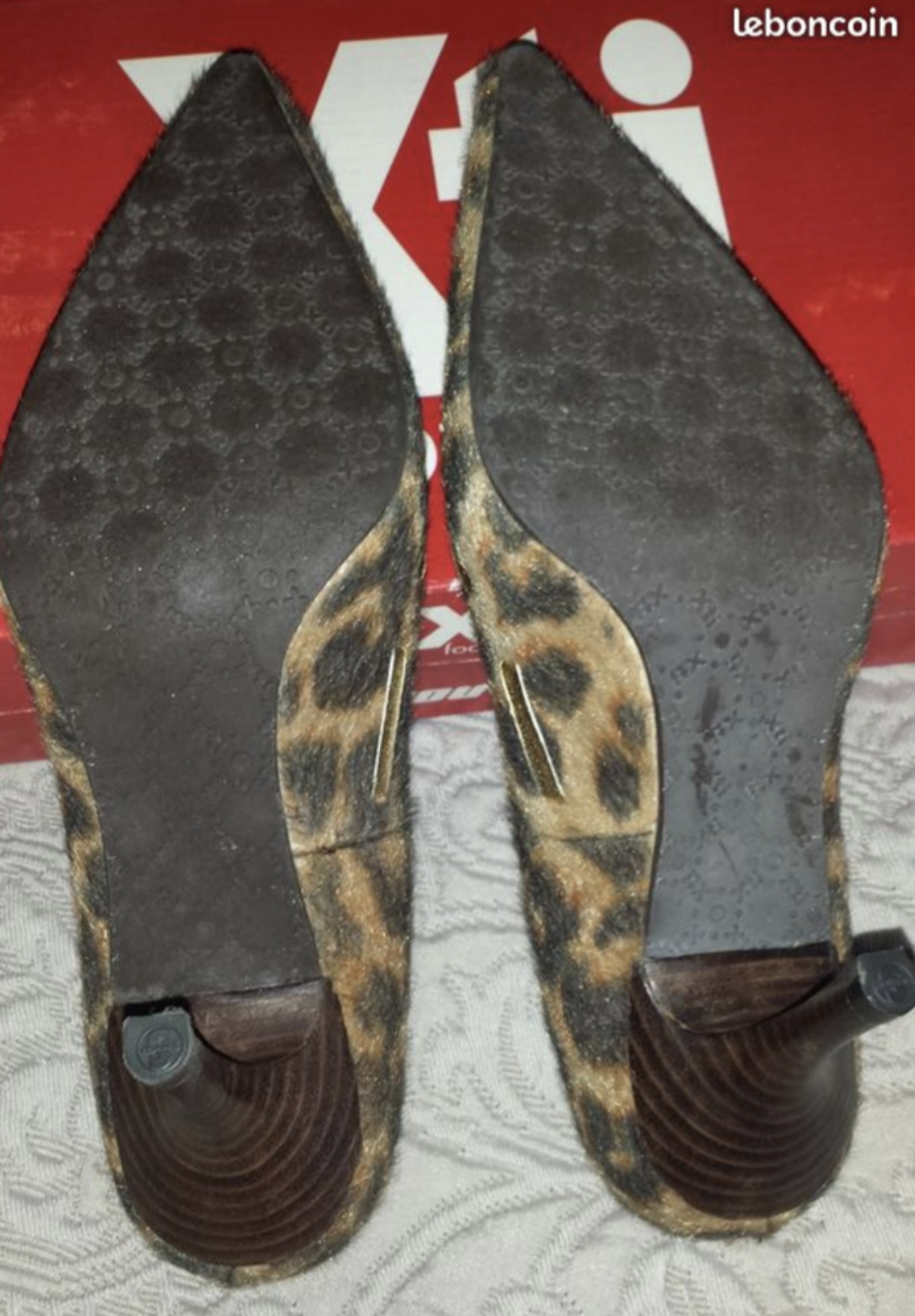 Escarpins L&Eacute;OPARD (39) Chaussures