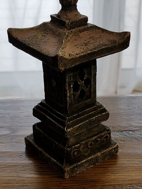 D&eacute;coration aquarium / kiosque chinois 12 85470 Bretignolles-sur-mer