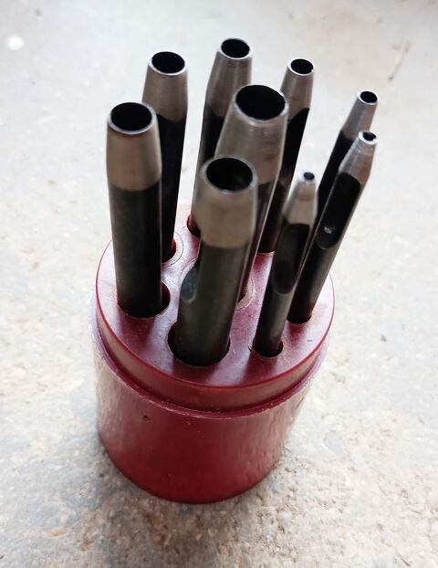 emportes pi�ces decoupe dia  2 � 10 mm 20 Saint-Jean-de-Fos (34)