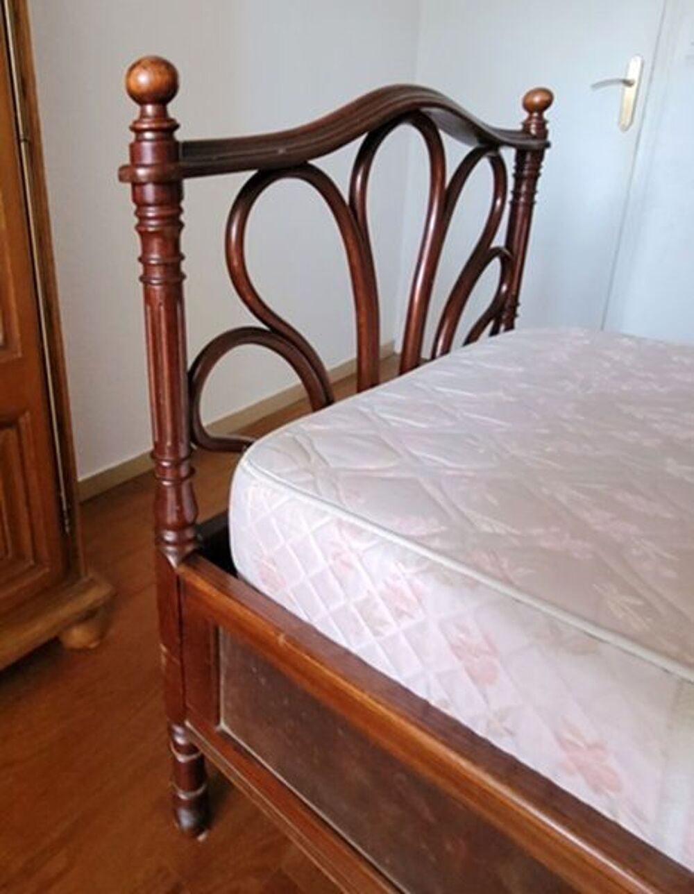 LIT Ancien Bois bois courb&eacute; Thonet de 90 Meubles