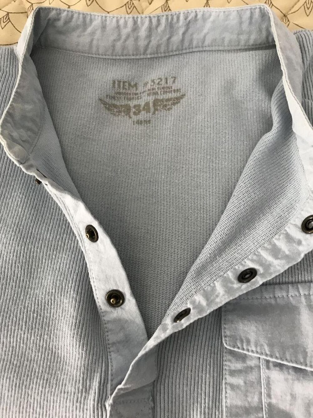 PULL BLEU PALE 34 ou 14 ans ITEM 3217 Vêtements enfants