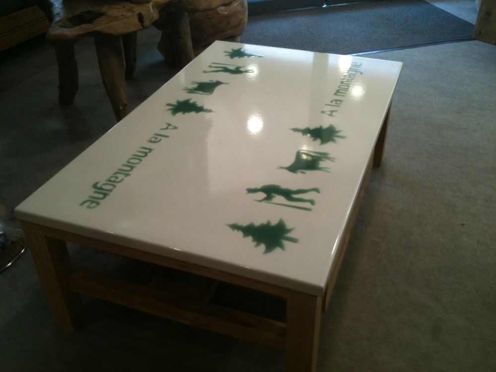 Table basse teck plan pierre de lave &eacute;maill&eacute;e Meubles