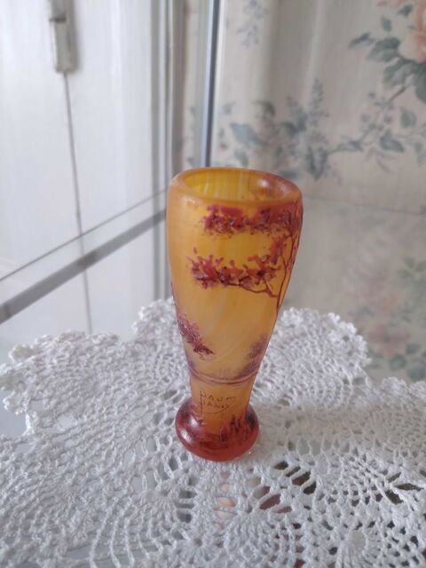 DAUM NANà        Y MINIATURE DEGAGE à        € L'ACIDE PAYSAGE LACUSTRE D'EPOQUE ART NOUVEAU 1890-1910 EN PARFAIT ETAT SANS EGRENURE NI FÊLE... 1420 Lyon 3 (69)