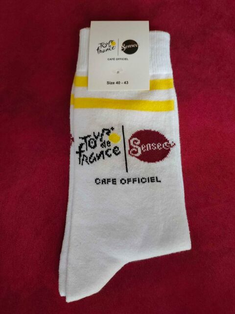 Chaussettes du tour de france pointure 40-43 neuves Avermes (03)
