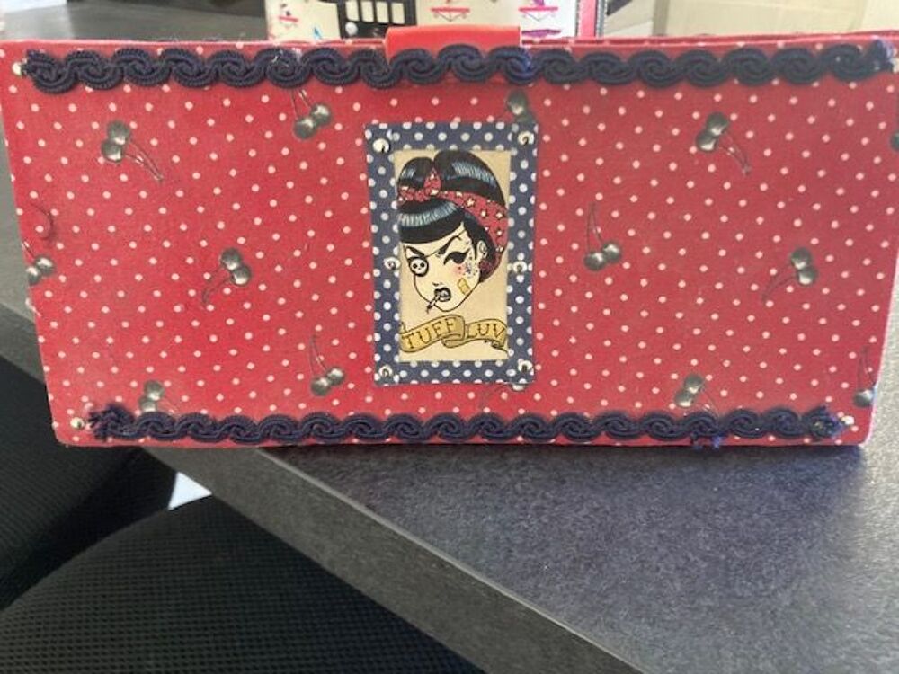 pochette rockabilly neuve Bijoux et montres
