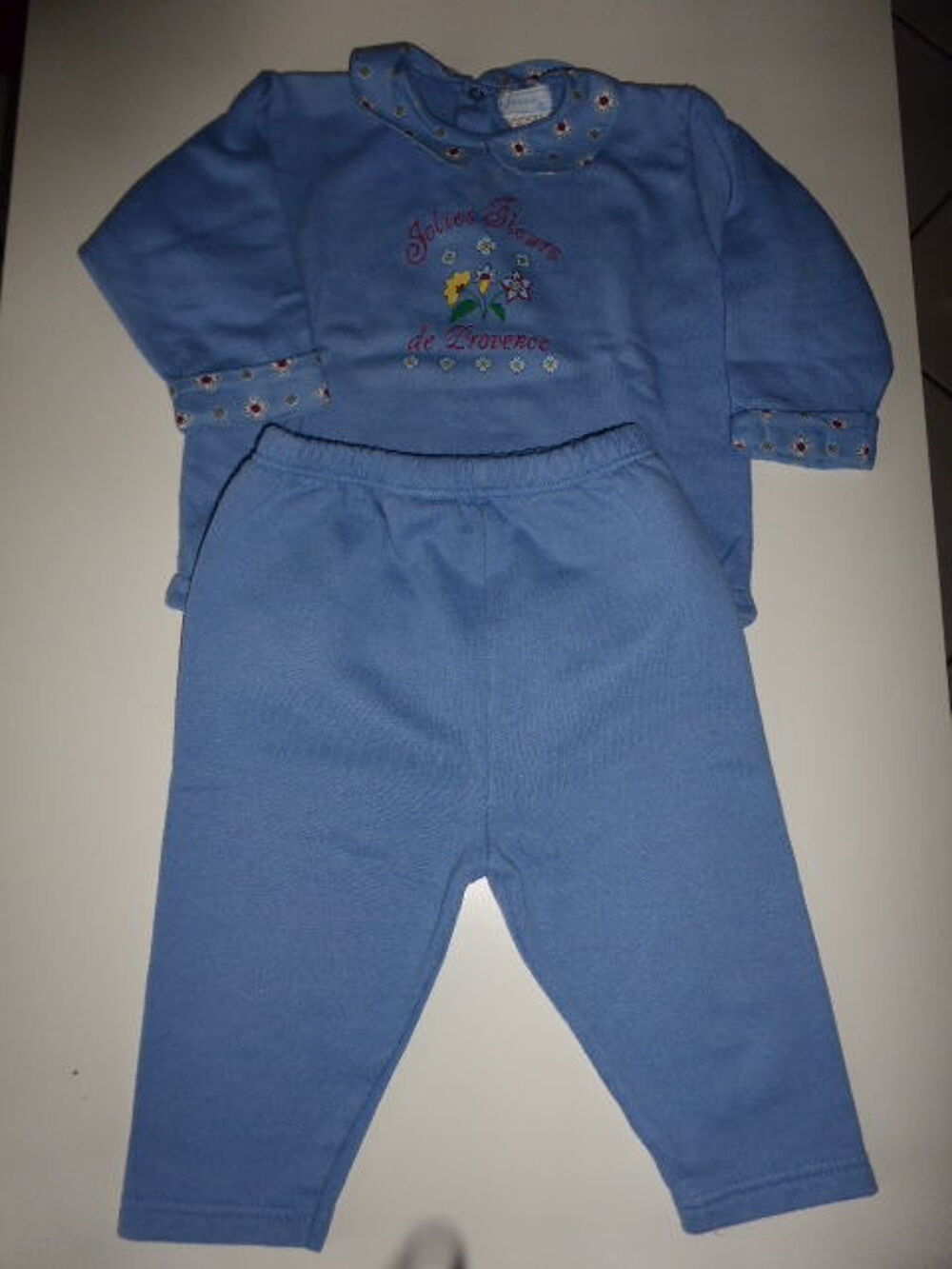 Ensemble bleu sweat et pantalon en molleton Jacadi 18 mois Vêtements enfants