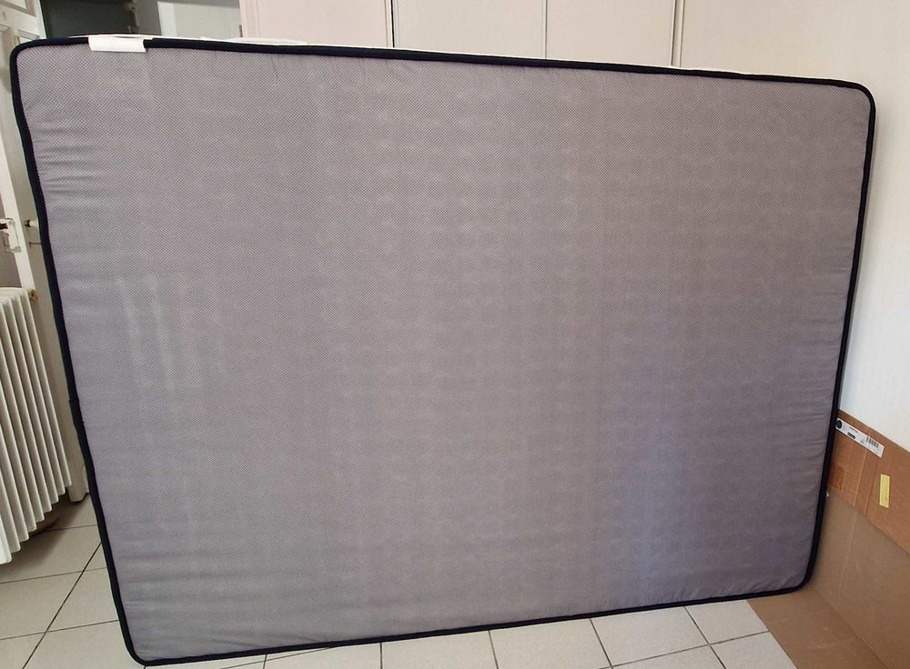matelas neuf Meubles