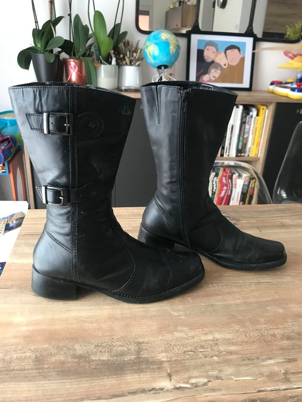 Chaussures bottes femme couleur noire Chaussures