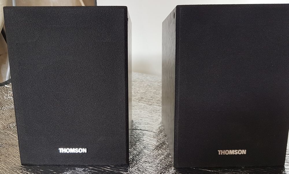 Paire d enceintes thomson noir Audio et hifi
