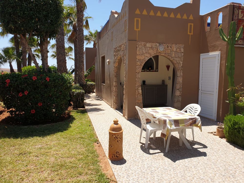   Maroc : Villa Mirleft Bord de mer et au pied de la montagne Maroc, Mirleft