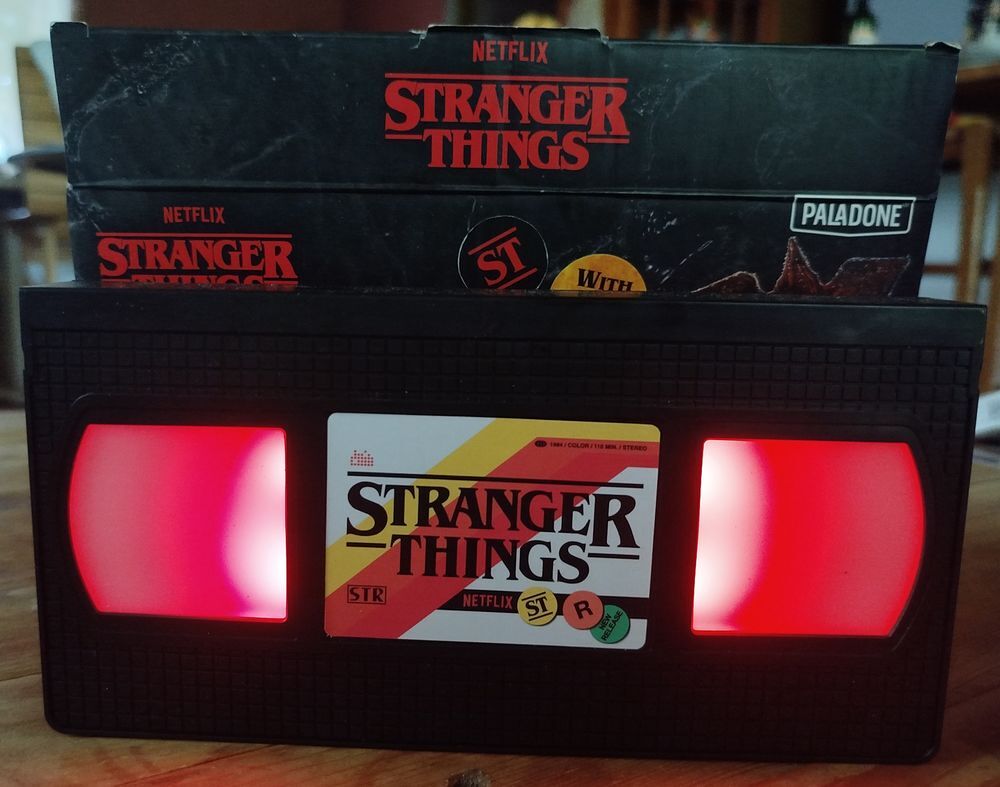 Stranger Things VHS Light Décoration