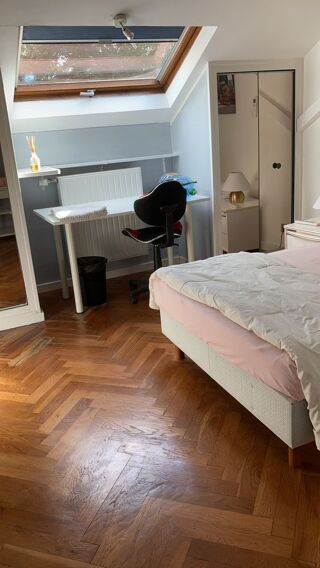  Colocation à louer 6 pièces 199 m²