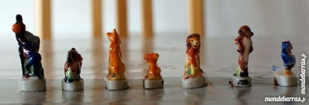 "F&egrave;ves Disney 1999 ""Le Roi Lion"" en porcelaine" Jeux / jouets