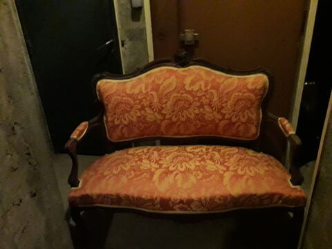 BANQUETTE ENCIENNE 150 Bron (69)