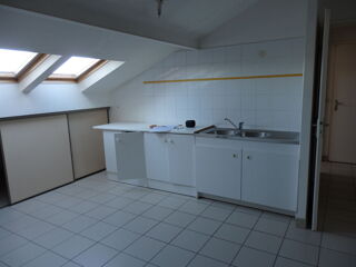  Appartement à louer 3 pièces 52 m²