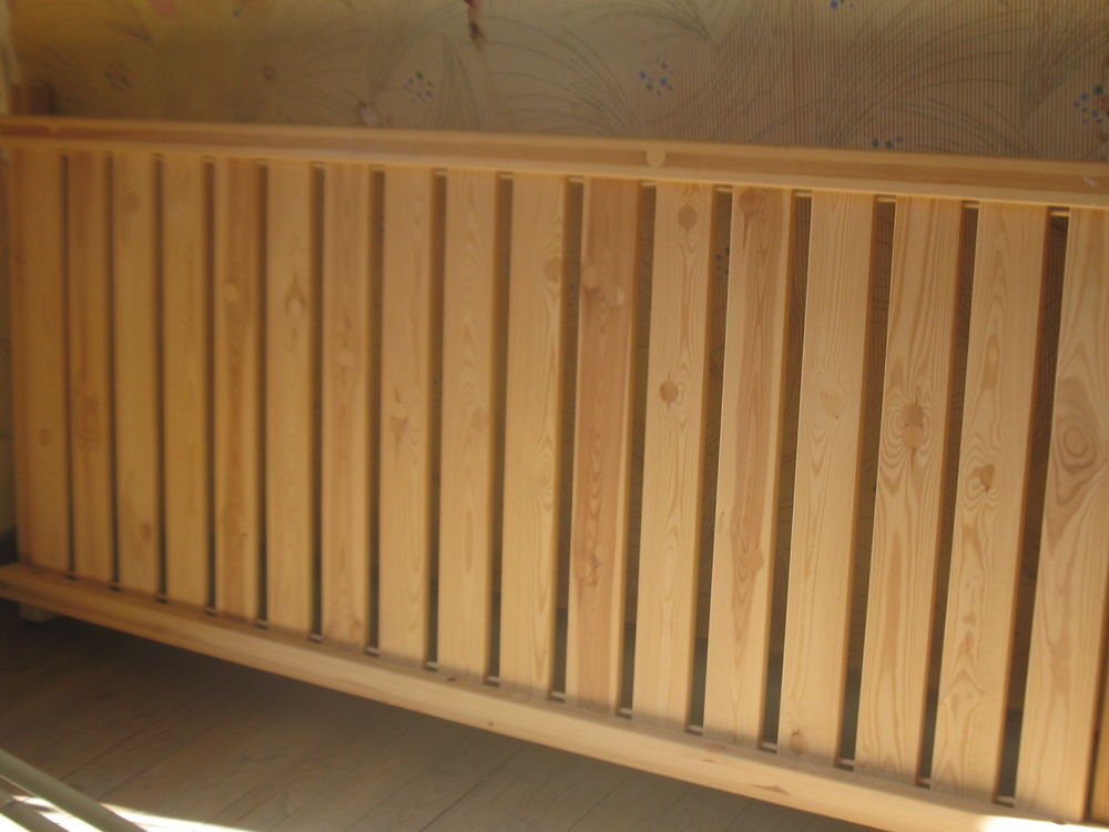 Lit en Bois avec tiroirs 90cm largeur
Meubles
