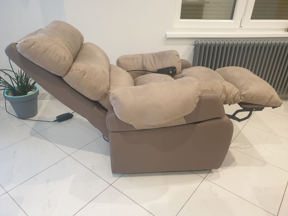 Fauteuil &eacute;lectrique m&eacute;dical coocon G1 Meubles