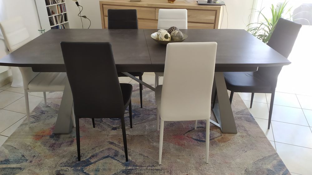MAGNIFIQUE TABLE SALLE A MANGER Meubles