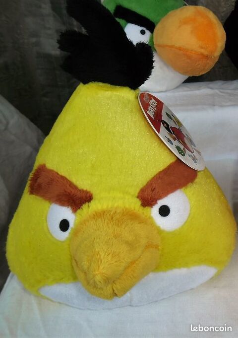 peluche ANGRY BIRD - NEUVE avec étiquette 5 Angers (49)