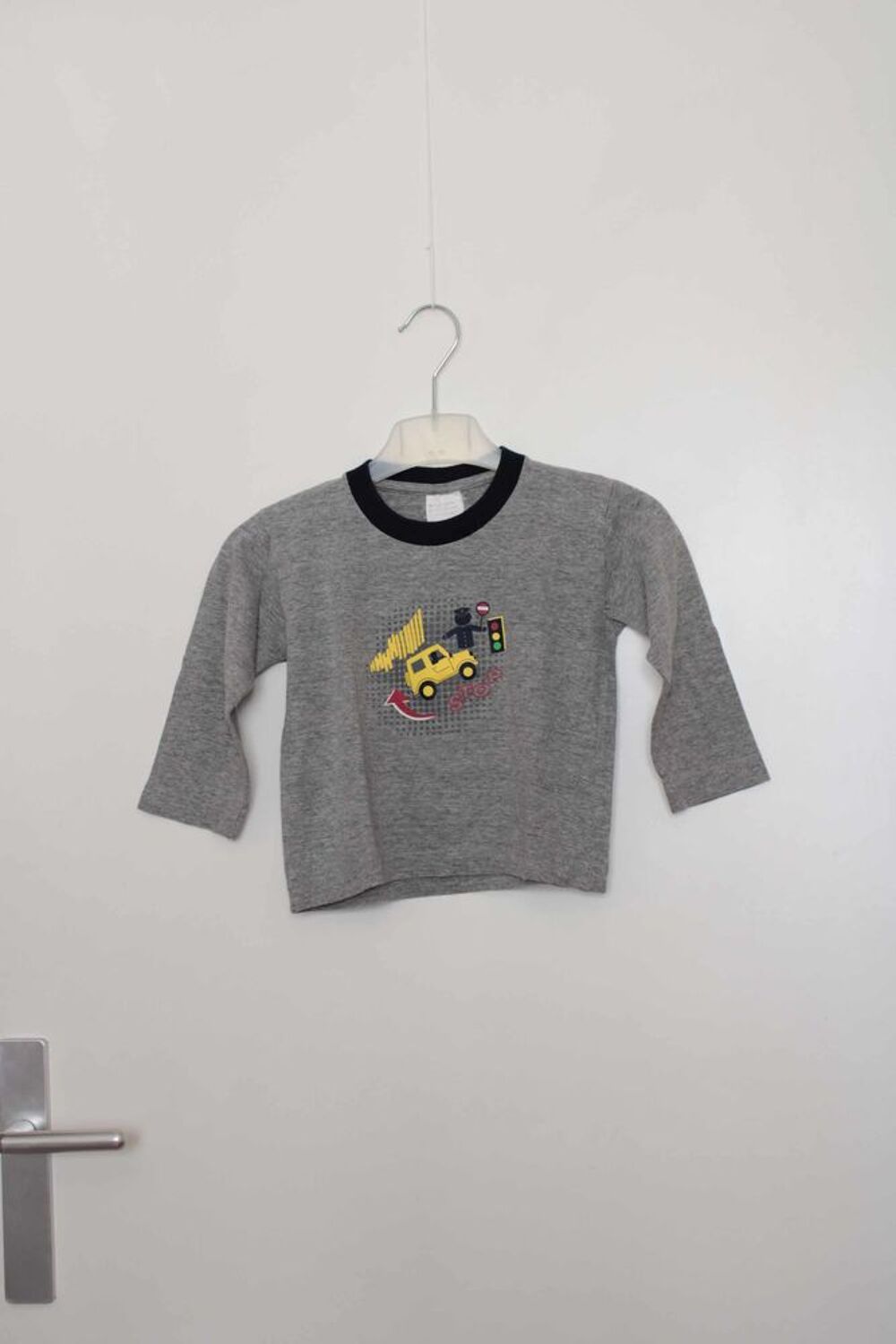 Haut de pyjama, manches longues, Gris, 2&nbsp;ans (86&nbsp;cm) TBE Vêtements enfants