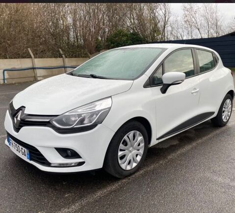 Renault Clio IV CLIO IV SOCIETE DCI 75 ECO2 AIR MEDIANAV 2019 occasion La Pierre 38570