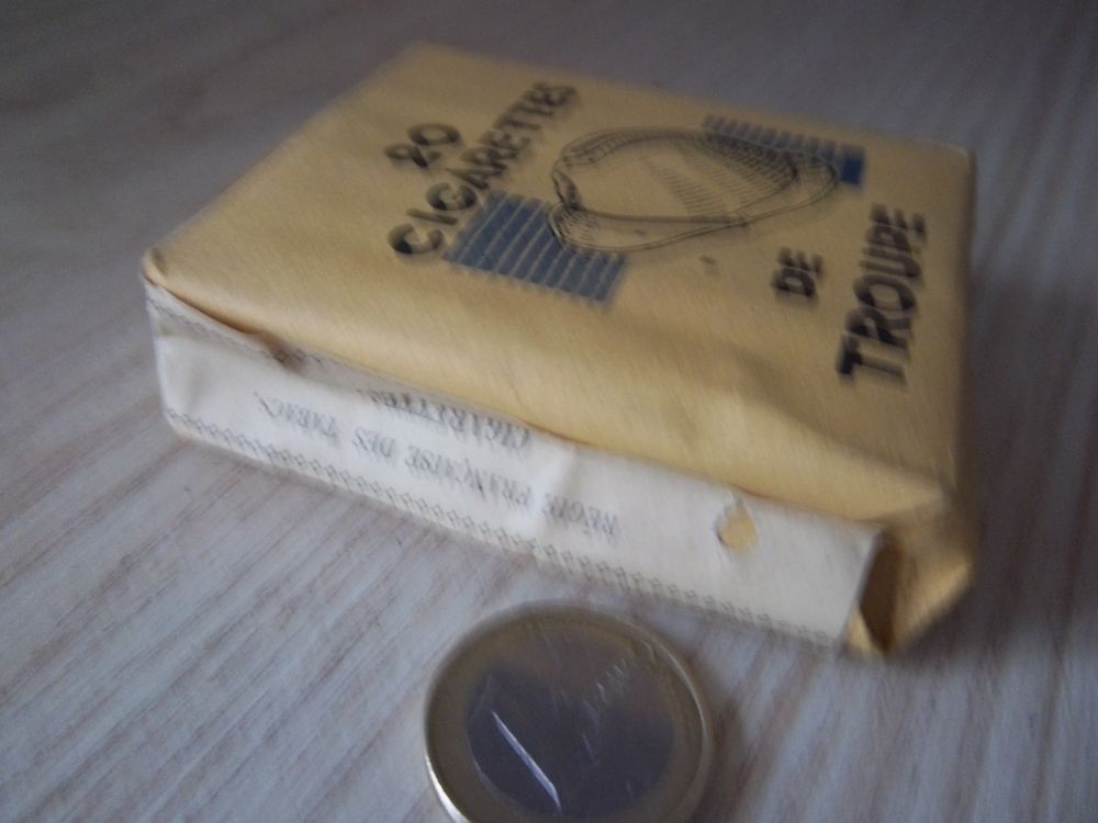 arm&eacute;e Fran&ccedil;aise - Paquet de 20 cigarettes "TROUPE" casque 